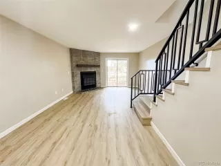 Photo #4: 2431483 Listing