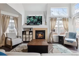 Photo #2: 2431692 Listing 