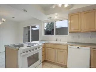 Photo #4: 2437577 Listing 