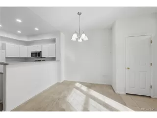 Photo #6: 2439961 Listing 