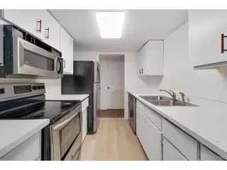 Photo #4: 2441228 Listing 