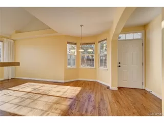 Photo #5: 2441982 Listing