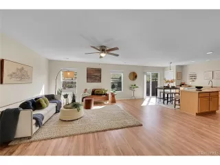 Photo #3: 2442869 Listing