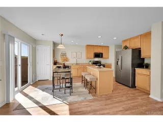 Photo #6: 2442869 Listing