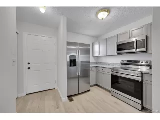 Photo #5: 2443290 Listing