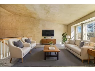 Photo #6: 2443739 Listing