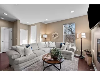 Photo #6: 2449103 Listing 