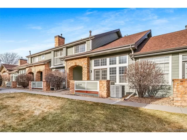 MLS: 2450760 Condo For Sale