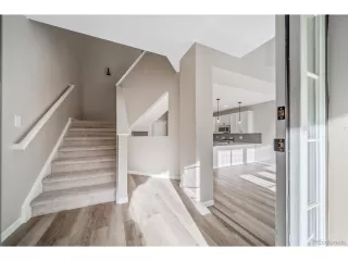 Photo #4: 2450760 Listing 