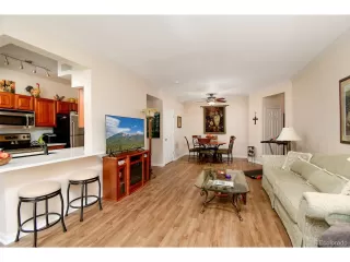 Photo #2: 2452129 Listing