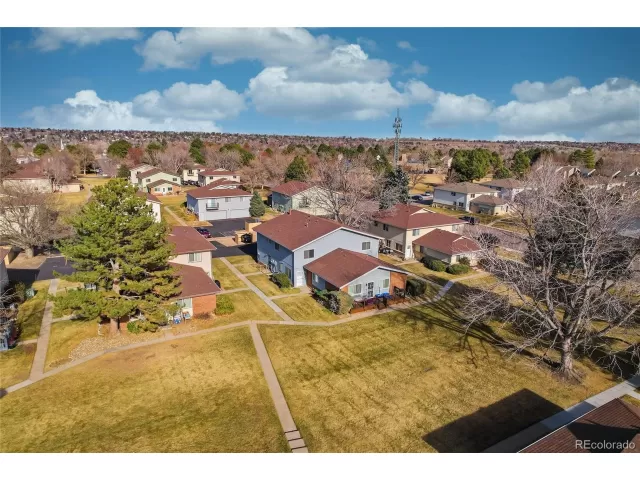 MLS: 2455374 Condo For Sale