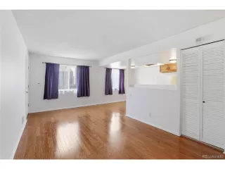 Photo #4: 2455374 Listing 