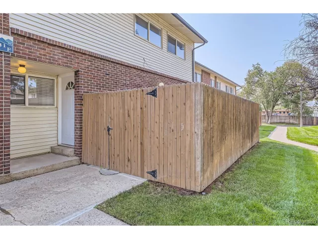 MLS: 2456470 Condo For Sale