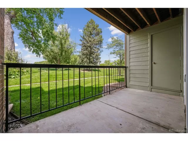 MLS: 2457989 Condo For Sale