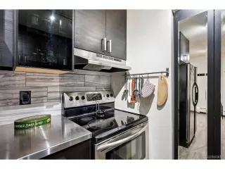 Photo #4: 2460373 Listing