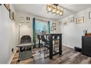 Photo #2: 2460501 Listing