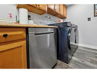 Photo #6: 2460501 Listing