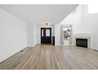 Photo #4: 2463072 Listing 