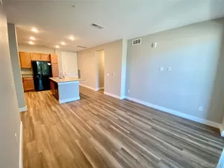 Photo #6: 2463785 Listing 