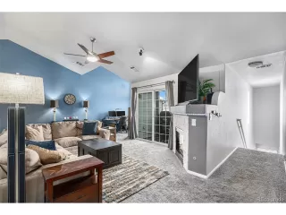 Photo #2: 2463813 Listing 