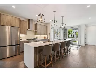 Photo #5: 2465056 Listing 