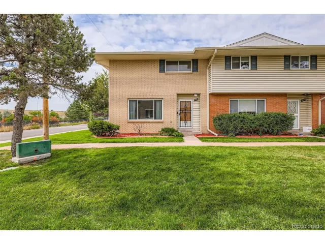 MLS: 2466244 Condo For Sale