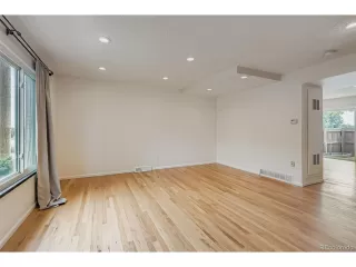 Photo #3: 2466244 Listing