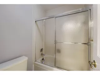 Photo #6: 2467923 Listing