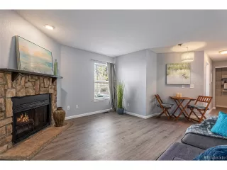 Photo #3: 2468068 Listing