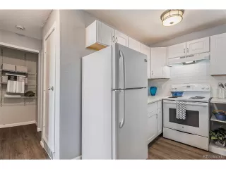 Photo #6: 2468068 Listing