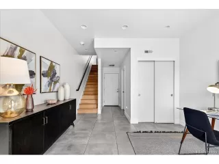 Photo #6: 2468366 Listing