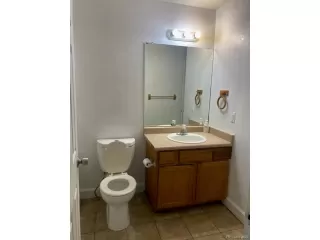 Photo #6: 2470793 Listing