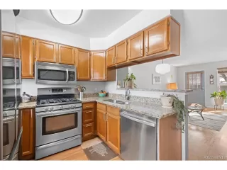 Photo #2: 2476719 Listing 