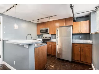 Photo #5: 2480729 Listing 
