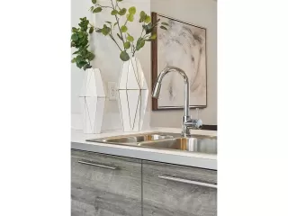 Photo #3: 2482808 Listing 