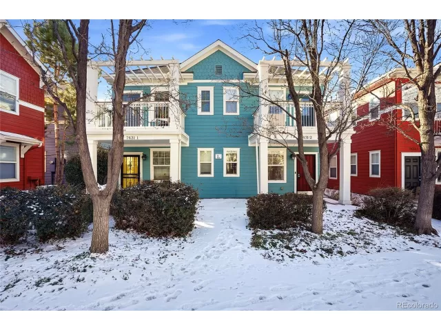 MLS: 2484121 Condo For Sale