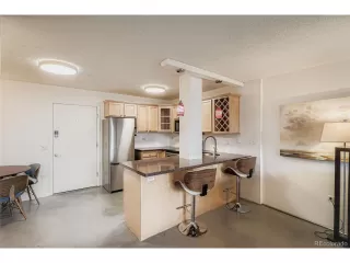 Photo #4: 2487359 Listing