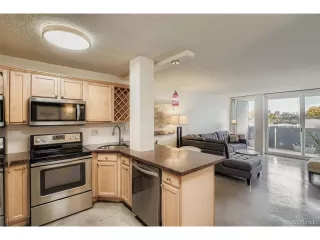 Photo #5: 2487359 Listing