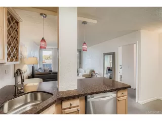 Photo #6: 2487359 Listing