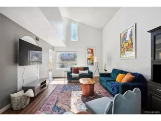 Photo #3: 2488122 Listing 