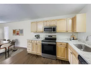 Photo #5: 2488985 Listing 