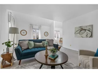 Photo #3: 2490191 Listing
