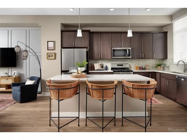 MLS: 2490453 Condo For Sale