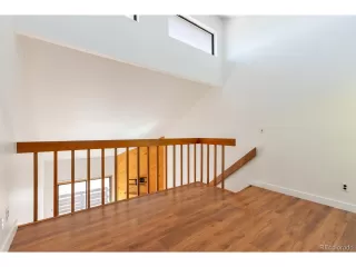 Photo #4: 2491008 Listing