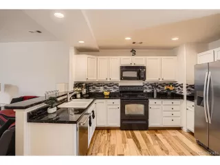 Photo #4: 2491544 Listing