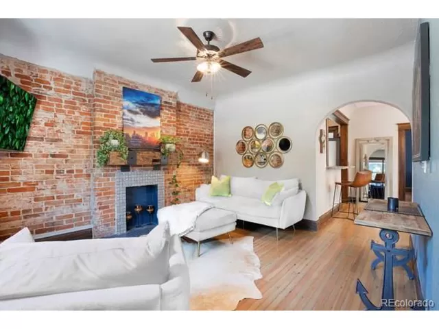 MLS: 2491660 Condo For Sale