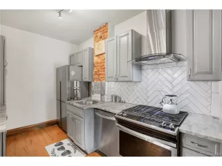 Photo #6: 2491660 Listing