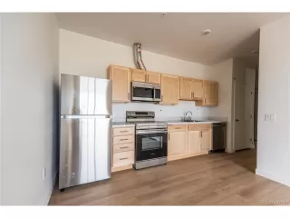 Photo #5: 2492773 Listing