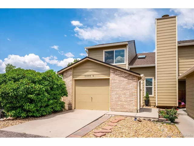 MLS: 2492880 Condo For Sale