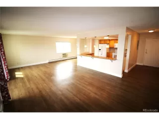 Photo #2: 2493889 Listing